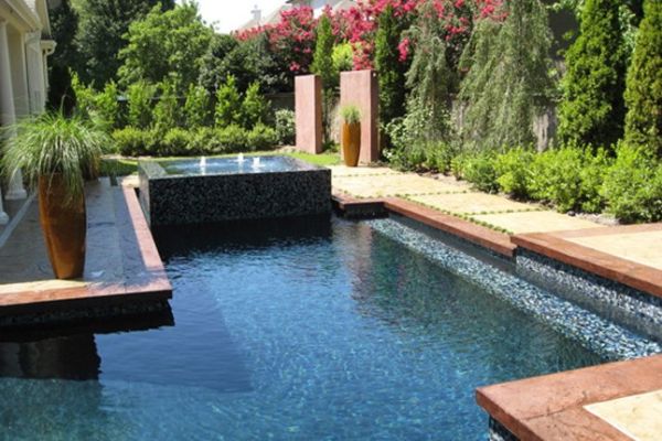 custom-backyard-pool-landscape