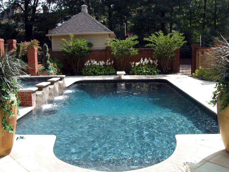 Gunite pools are perfect for custom shape and forms.